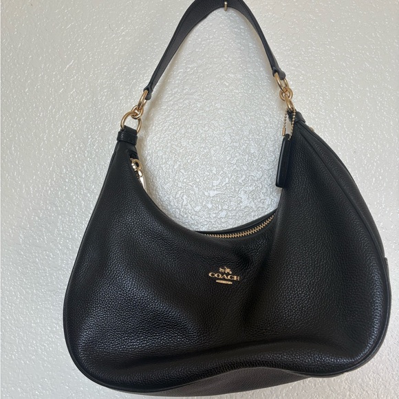Coach Handbags - Coach Black Pebbled Leather Hobo Bag